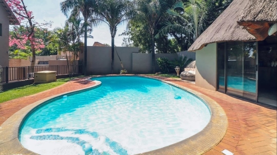 5 Bedroom Property for Sale in Protea Park North West